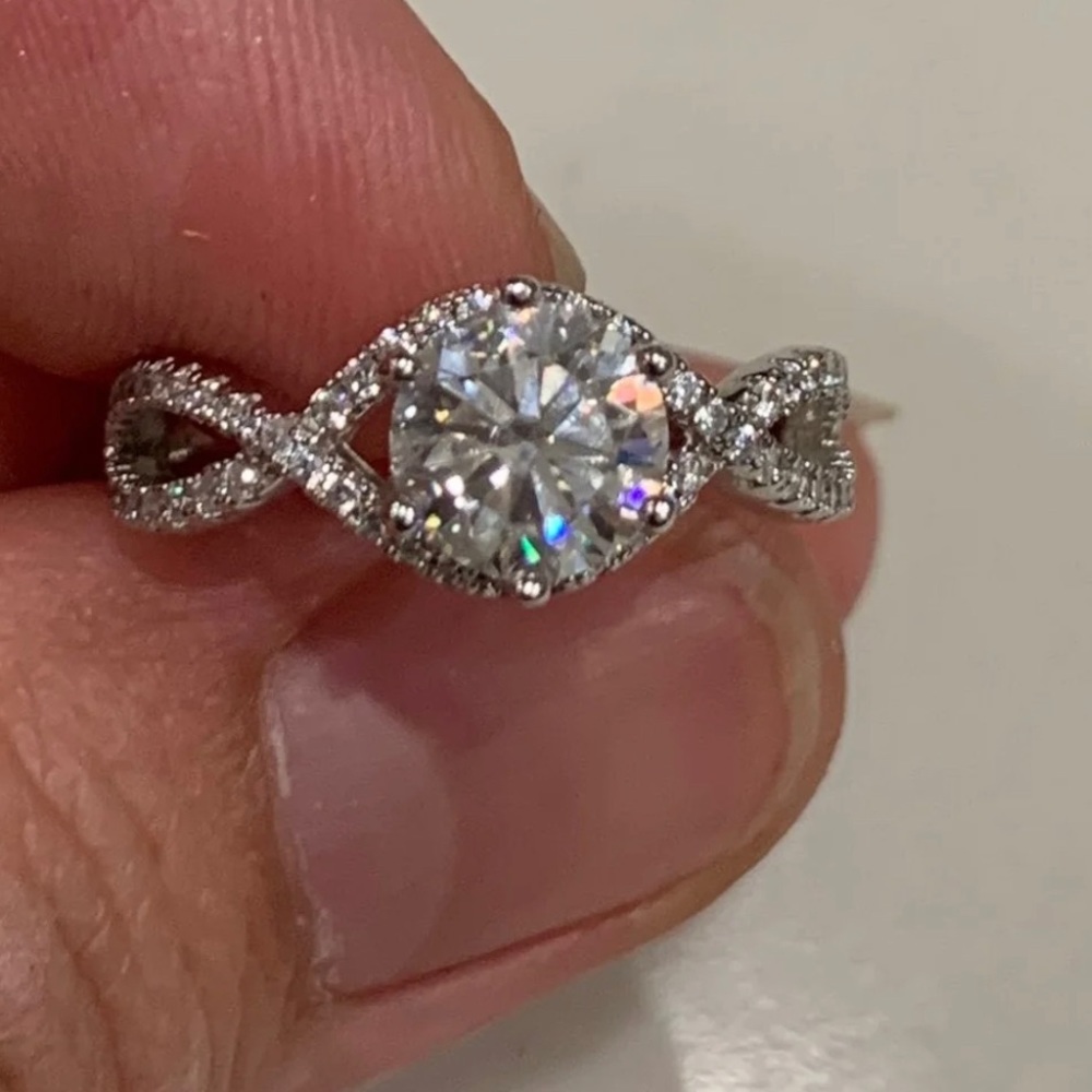 ❌TRADED❌ Beautiful Diamond Engagement Ring